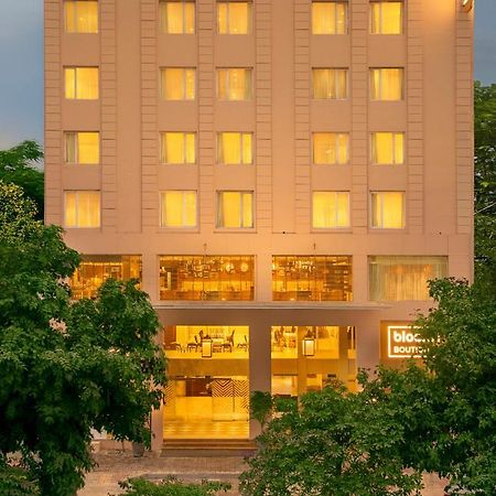 Bloom Boutique L Ranjit Avenue Hotel Amritsar Bagian luar foto